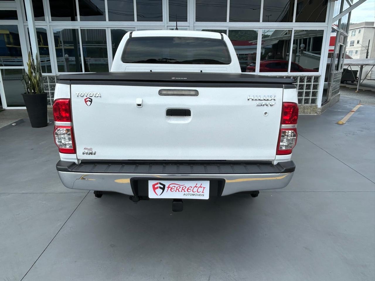 TOYOTA Hilux Caminhonete 3.0 4P SRV DIESEL CABINE DUPLA