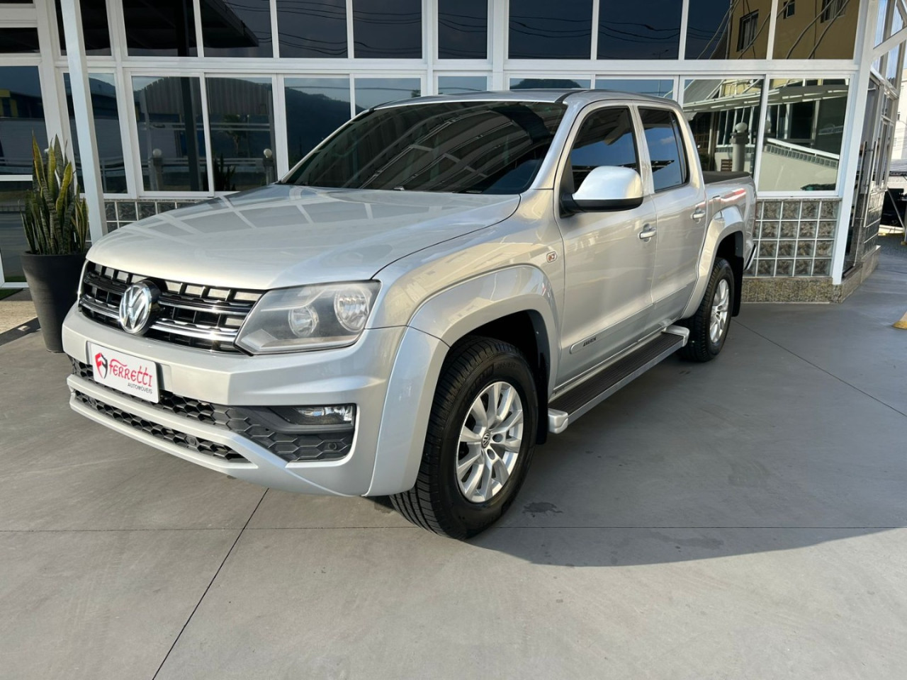 VOLKSWAGEN Amarok 2.0 16V 4X4 CABINE DUPLA COMFORTLINE TURBO INTERCOOLER AUTOMÁTICO