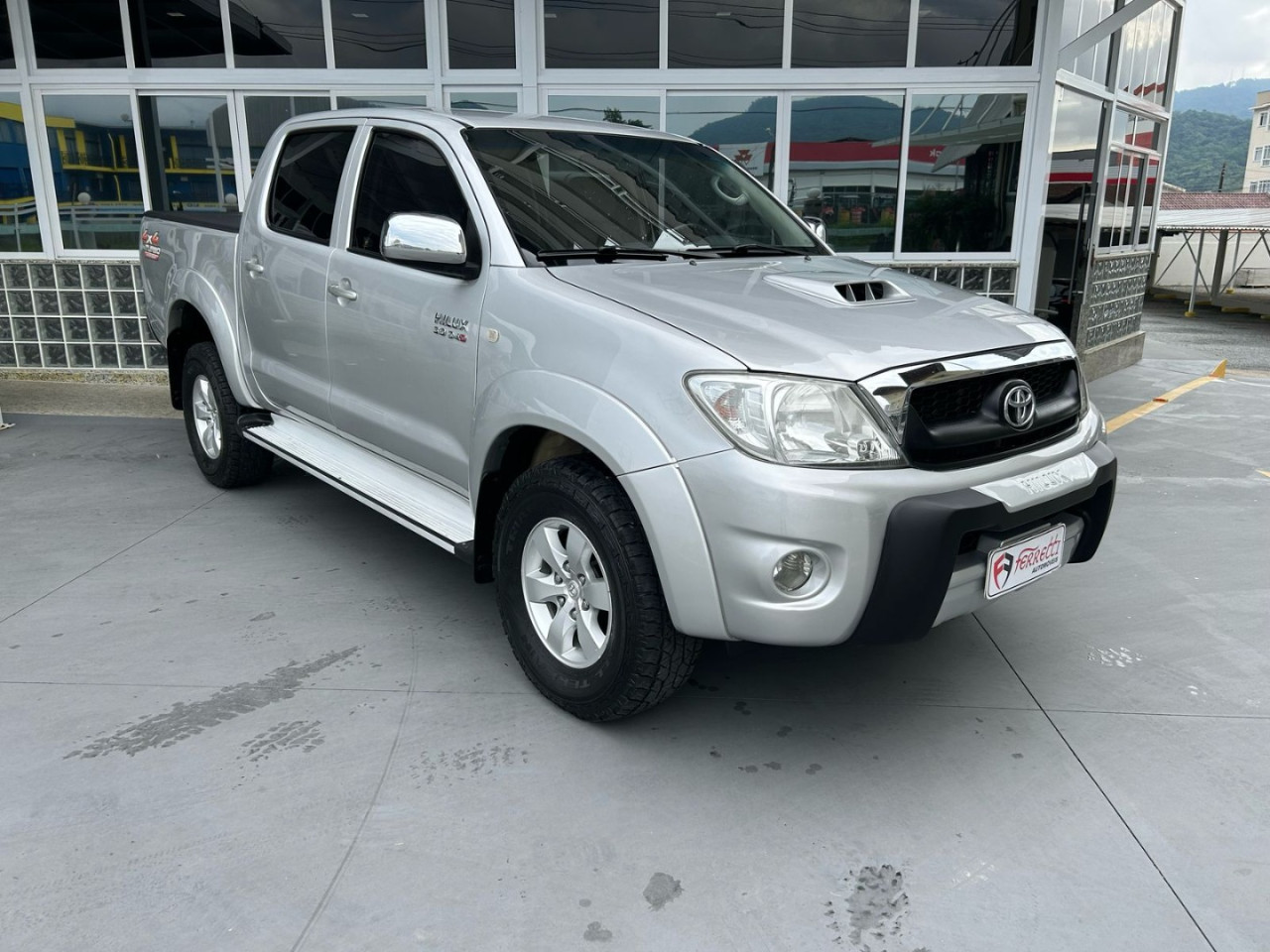Hilux Caminhonete 3.0 4P 4X4 SRV TURBO DIESEL CABINE DUPLA AUTOMÁTICO