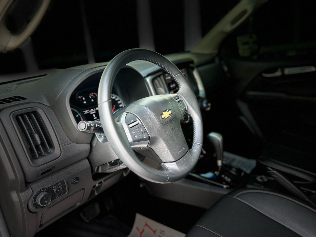 S10 2.8 12V MIDNIGHT CABINE DUPLA 4X4 TURBO DIESEL AUTOMÁTICO
