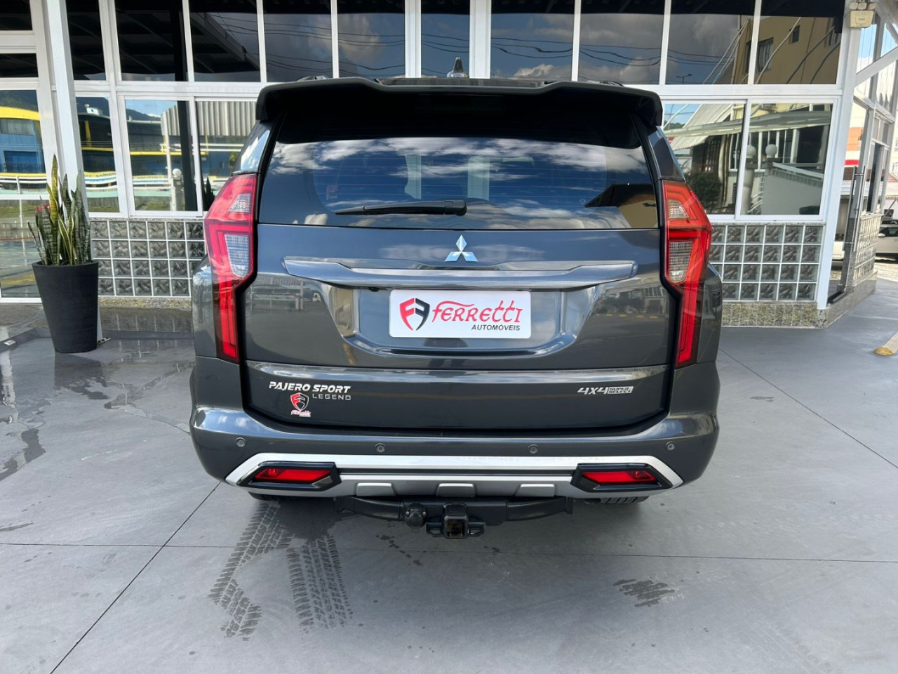 Pajero Sport 2.4 16V 4P MIVEC TURBO DIESEL LEGEND AWD AUTOMÁTICO