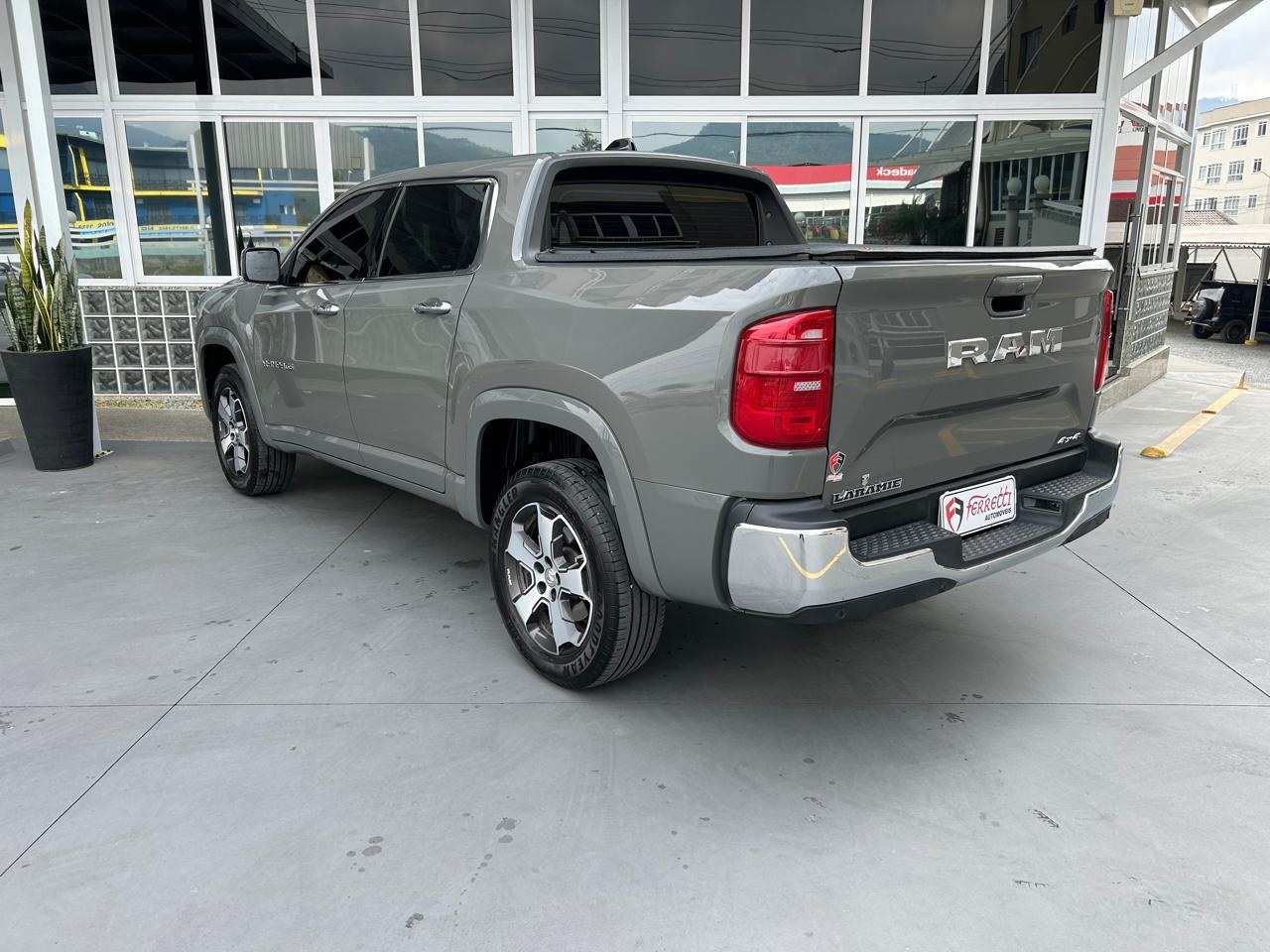 Rampage 2.0 4P TURBO DIESEL LARAMIE 4X4 AUTOMÁTICO