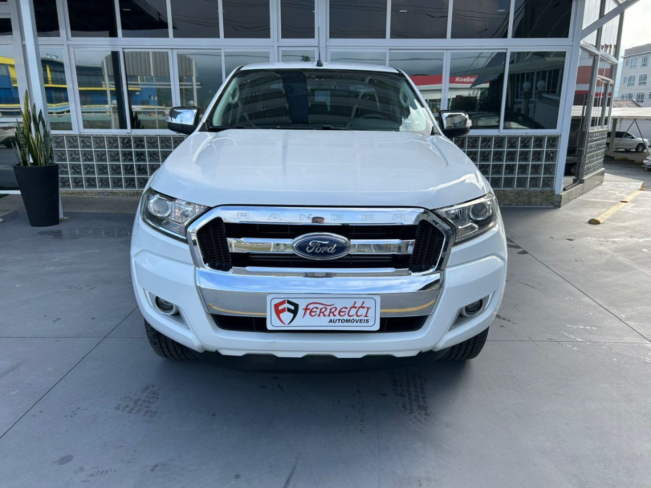 Ranger 3.2 20V XLT 4X4 CABINE DUPLA TURBO DIESEL AUTOMÁTICO