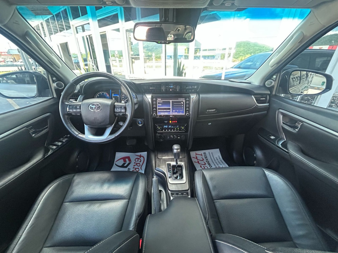 Hilux SW4 2.8 4P SRX 4X4 TURBO DIESEL AUTOMÁTICO