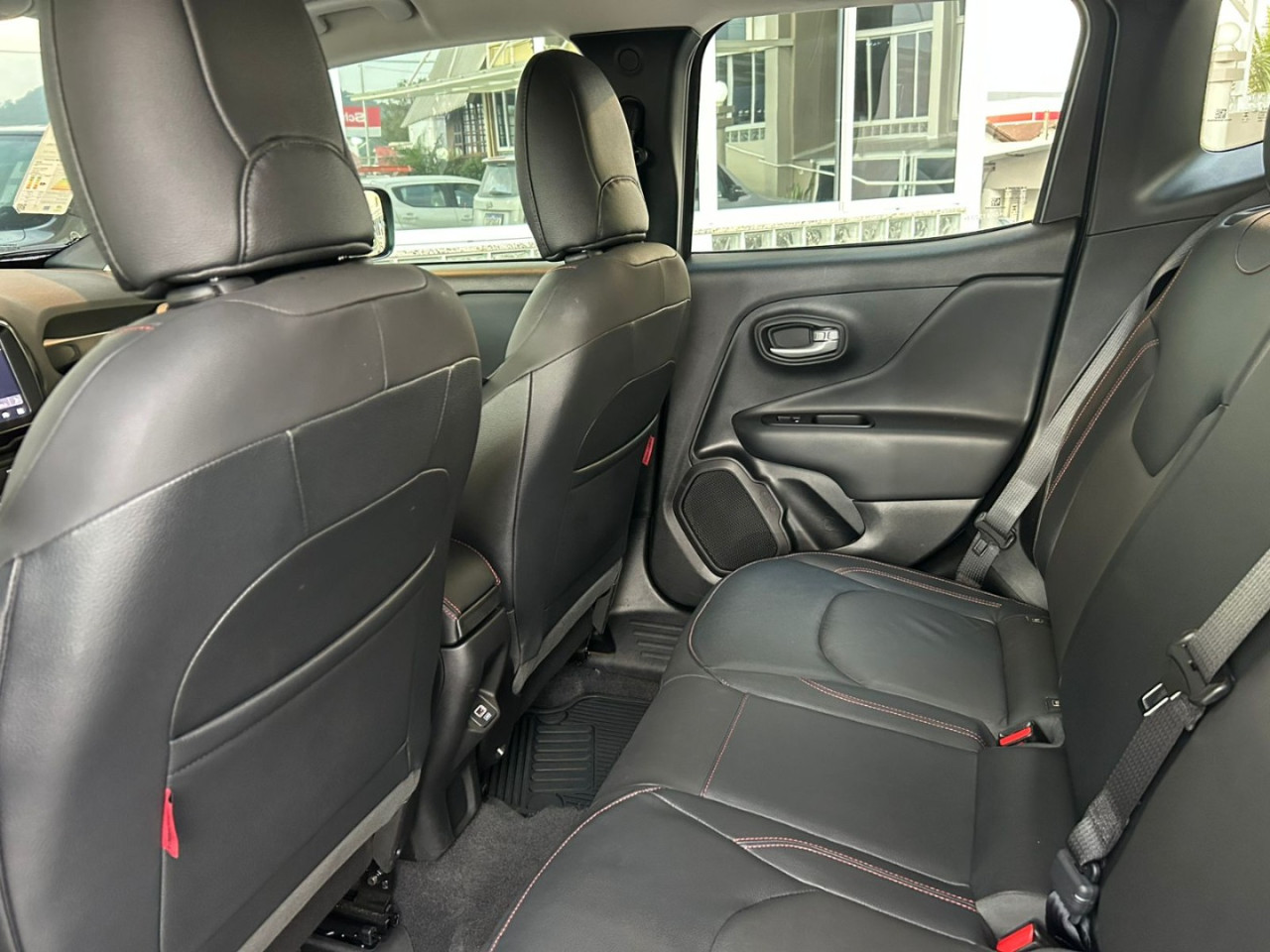 Renegade 1.3 16V 4P FLEX T270 TRAILHAWK 4X4 TURBO AUTOMÁTICO