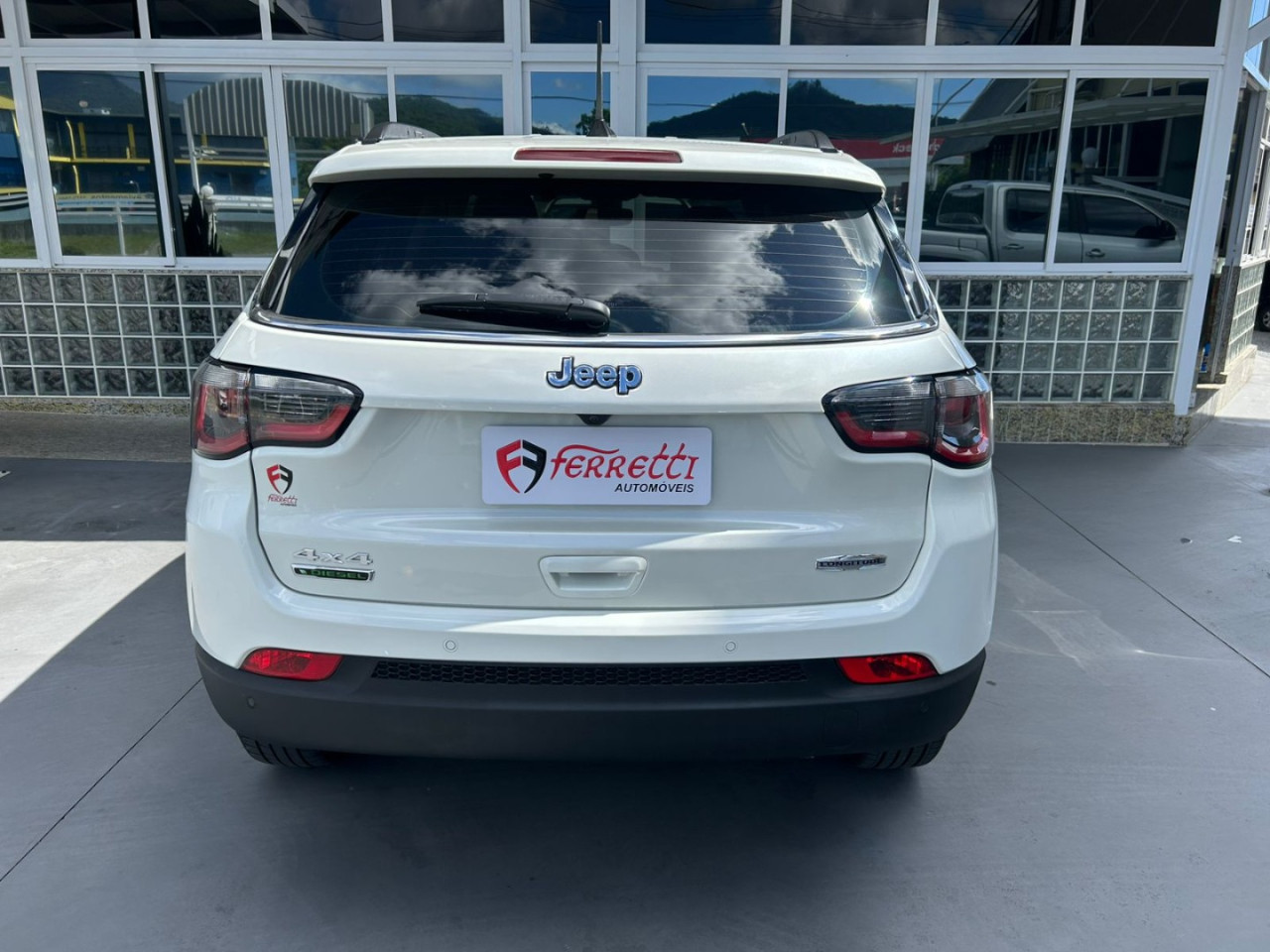 JEEP Compass 2.0 16V 4P LONGITUDE TURBO DIESEL 4X4 AUTOMÁTICO