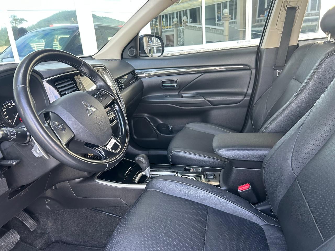 Outlander 2.2 16V 4P 4X4 DIESEL AUTOMÁTICO