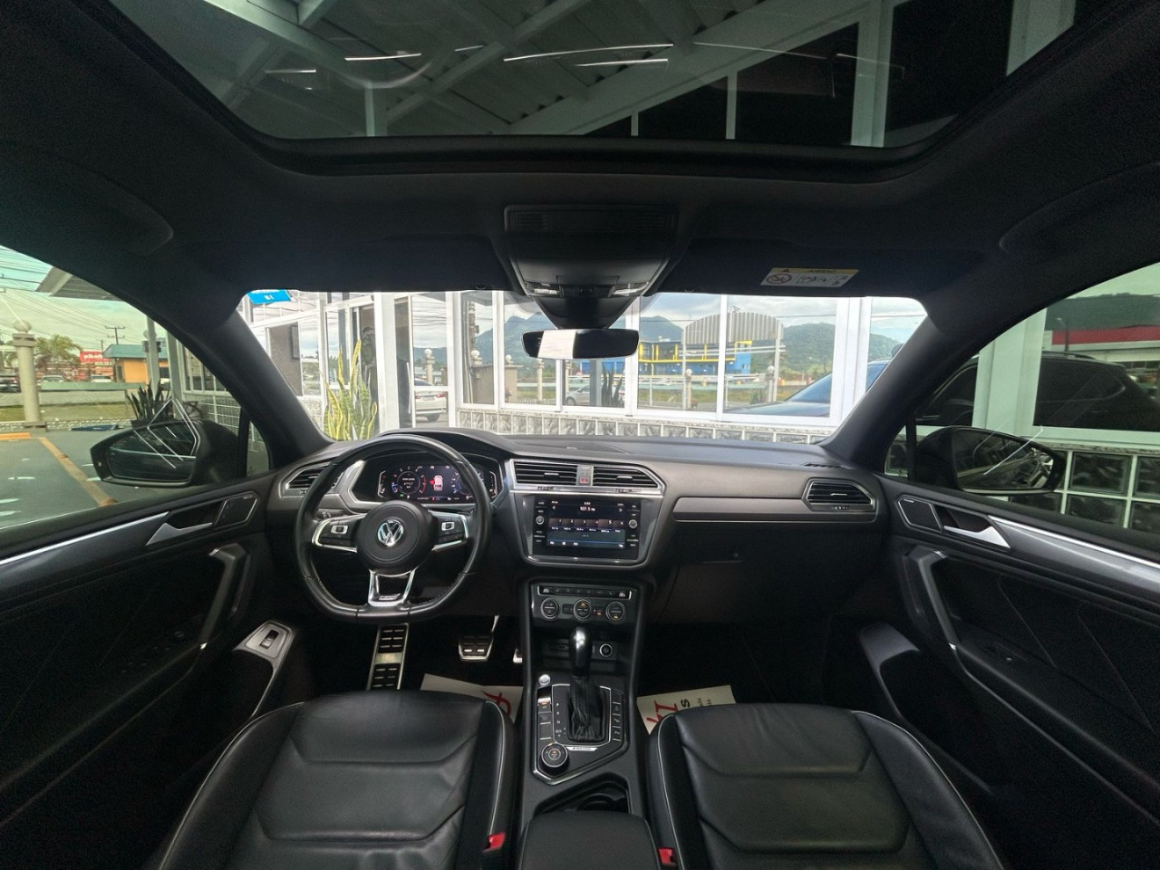 Tiguan 2.0 350 TSI TOTAL FLEX ALLSPACE R-LINE 4-MOTION TURBO AUTOMÁTICO DSG