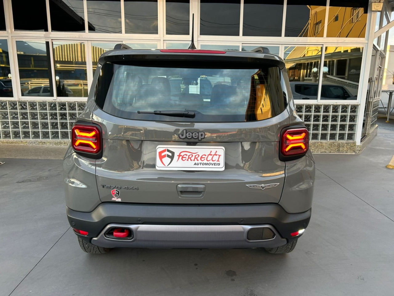 Renegade 1.3 16V 4P FLEX T270 TRAILHAWK 4X4 TURBO AUTOMÁTICO