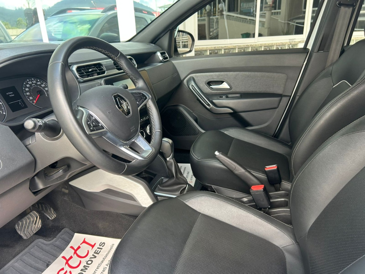 Duster 1.6 16V 4P FLEX SCE ICONIC X-TRONIC AUTOMÁTICO