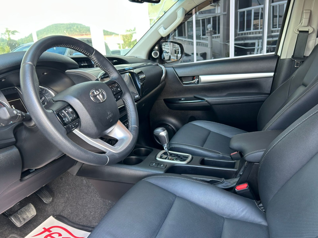 Hilux Caminhonete 2.8 16V SRX PLUS 4X4 TURBO DIESEL CABINE DUPLA AUTOMÁTICO