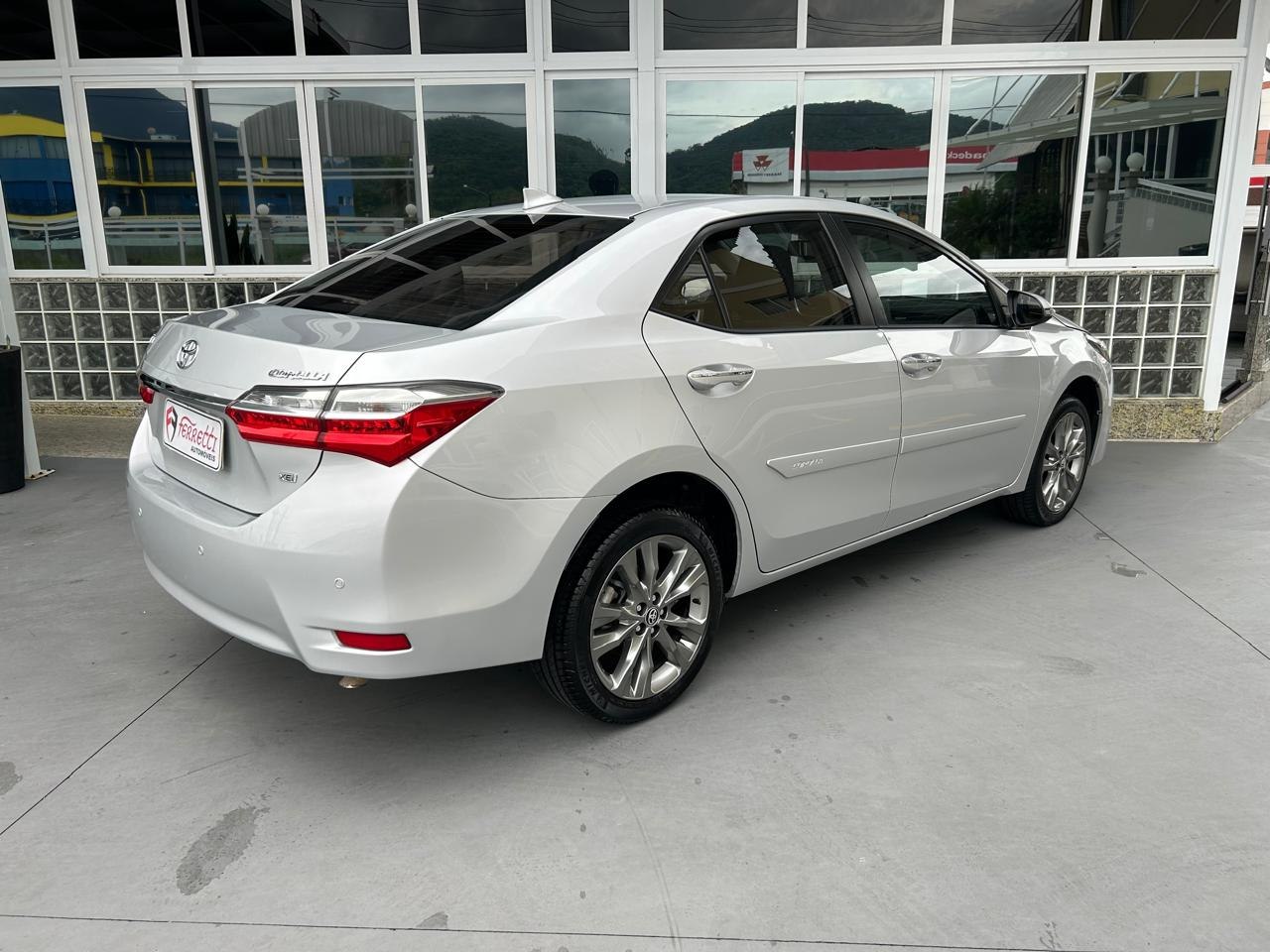 Corolla 2.0 16V 4P FLEX XEI DIRECT SHIFT AUTOMÁTICO CVT