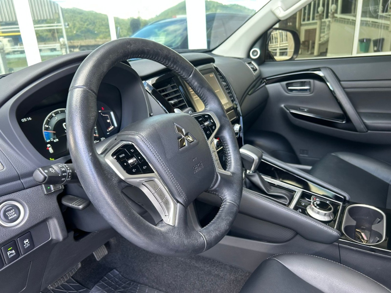 Pajero Sport 2.4 16V 4P MIVEC TURBO DIESEL LEGEND AWD AUTOMÁTICO