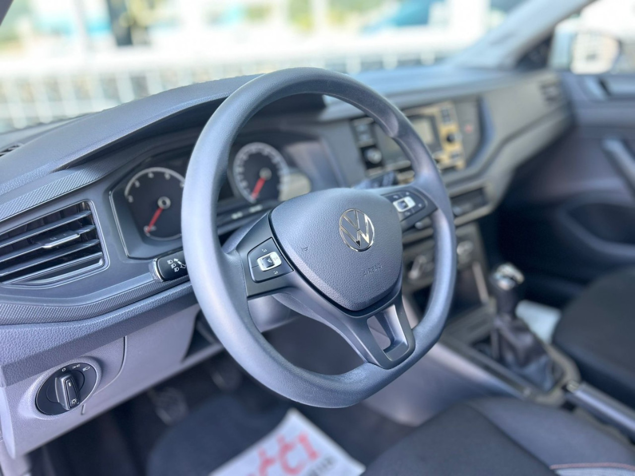 Polo Hatch 1.0 4P MPI TRACK