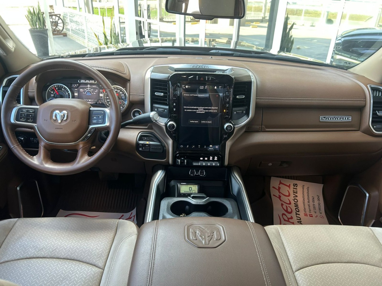 3500 6.7 I6 LARAMIE CABINE DUPLA TURBO DIESEL AUTOMÁTICO