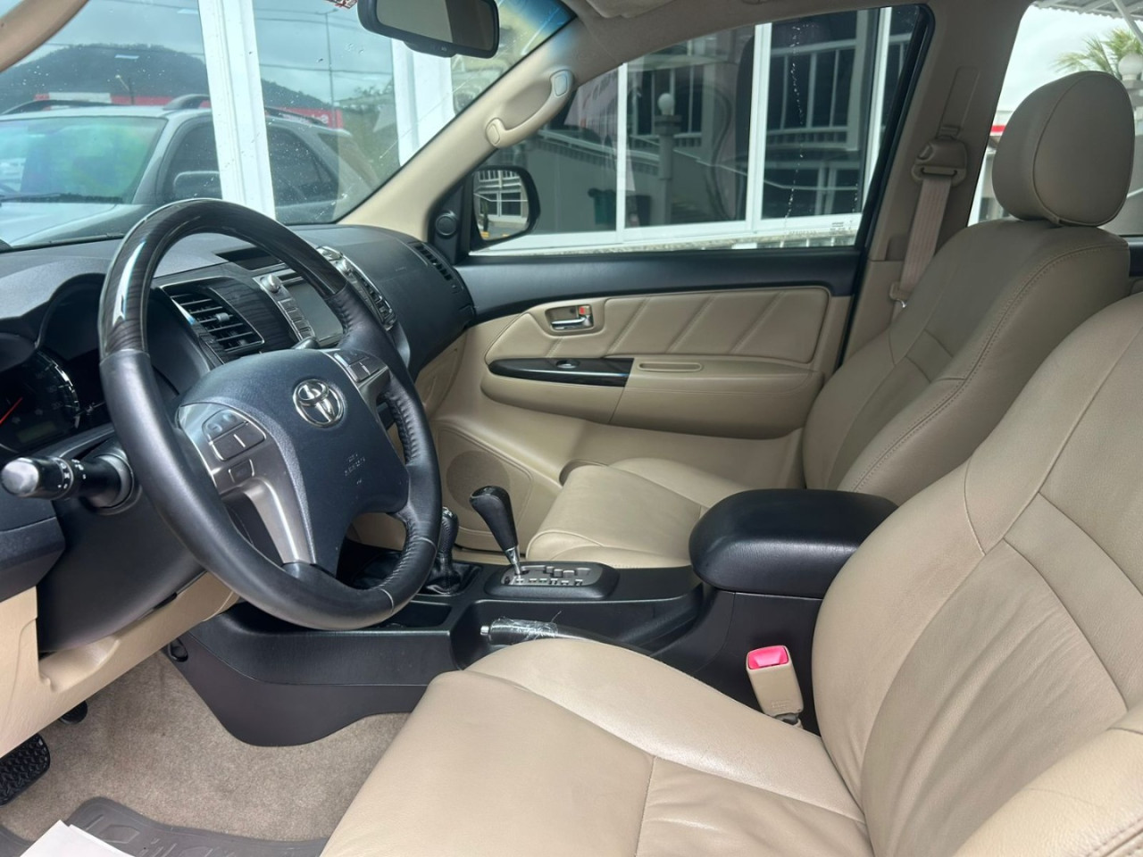 Hilux SW4 3.0 16V 4P SRV 4X4 TURBO DIESEL AUTOMÁTICO