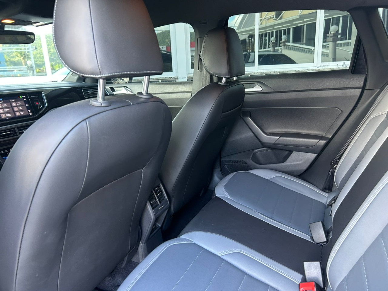 VOLKSWAGEN Nivus 1.0 4P FLEX 200 TSI HIGHLINE TURBO AUTOMÁTICO