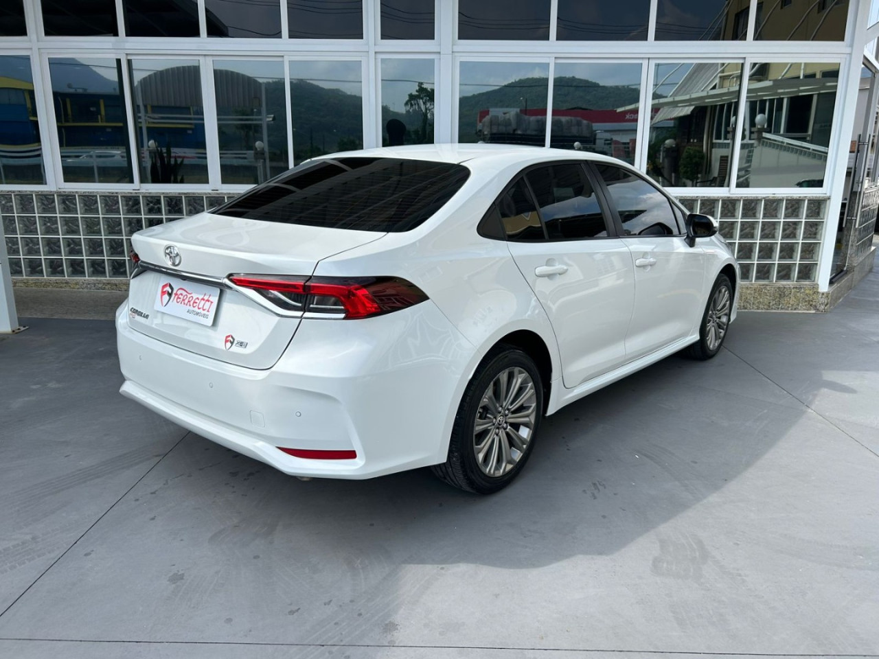 TOYOTA Corolla 2.0 16V 4P FLEX XEI DIRECT SHIFT AUTOMÁTICO CVT