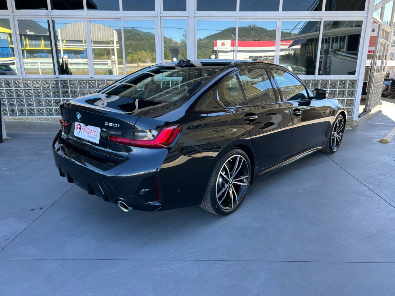 320I 2.0 16V 4P TURBO M SPORT AUTOMÁTICO