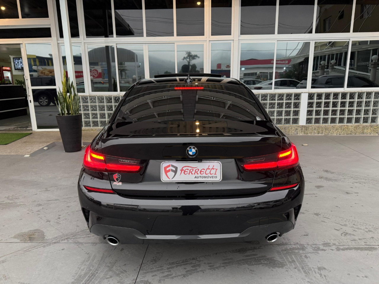 320I 2.0 16V 4P M SPORT GP TURBO ACTIVE FLEX AUTOMÁTICO