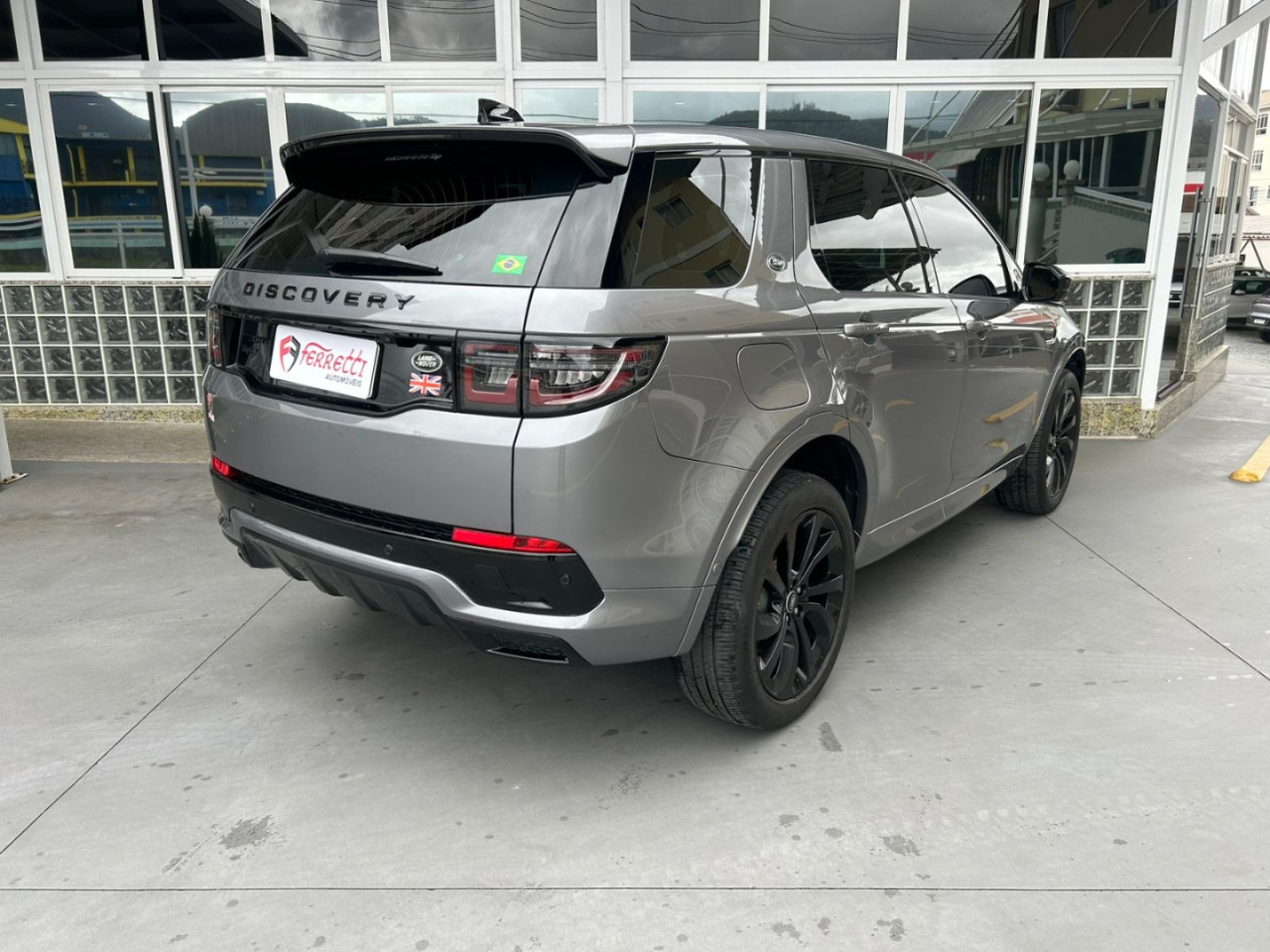 LAND ROVER Discovery Sport 2.0 16V 4P D200 SE R-DYNAMIC TURBO DIESEL AUTOMÁTICO