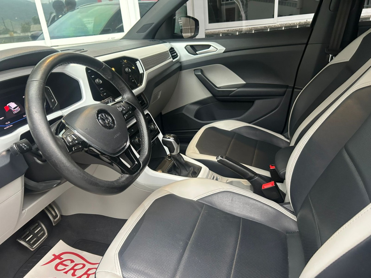 T-Cross 1.0 4P 200 TSI FLEX HIGHLINE AUTOMÁTICO