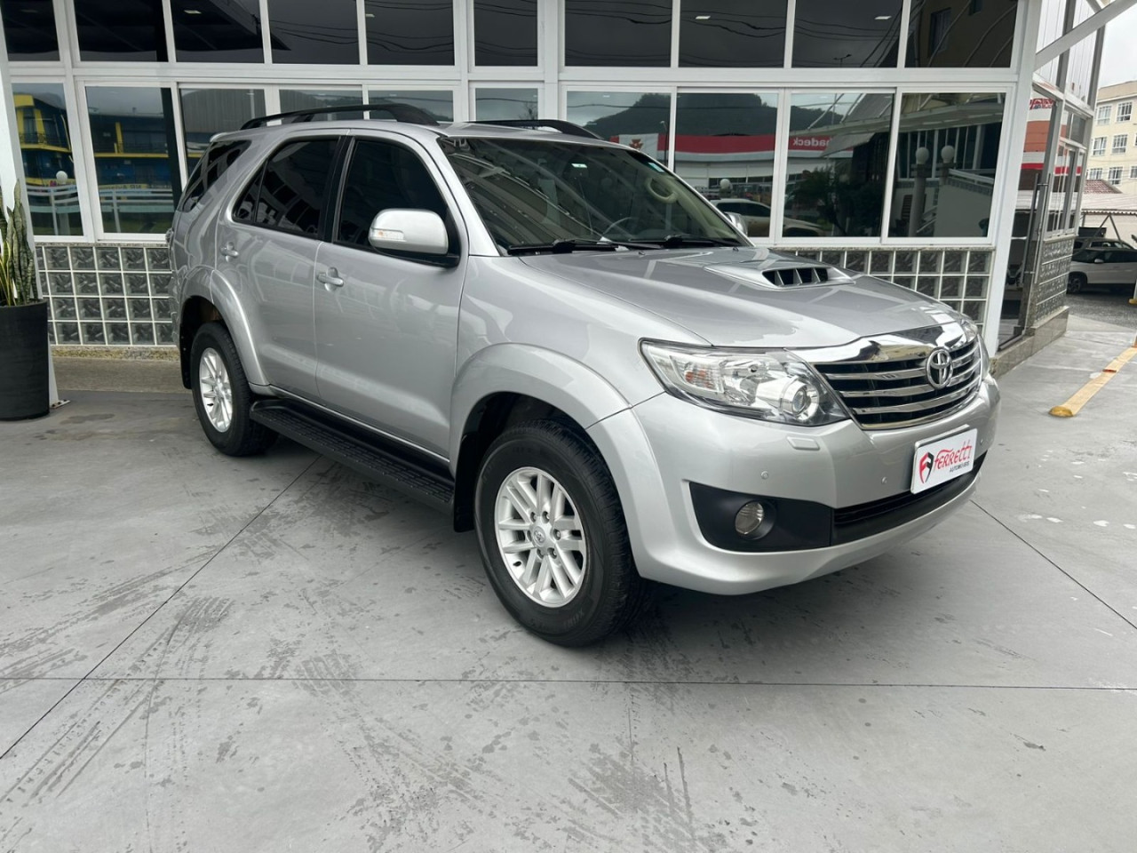 Hilux SW4 3.0 16V 4P SRV 4X4 TURBO DIESEL AUTOMÁTICO