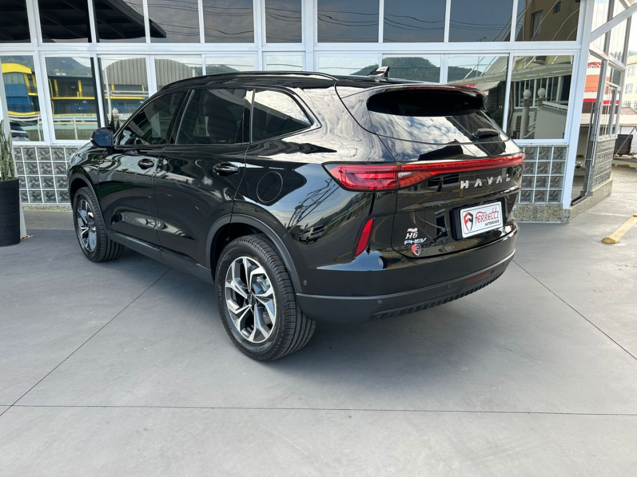 Haval H6 1.5 16V 4P PHEV PREMIUM AWD E-TRACTION AUTOMÁTICO