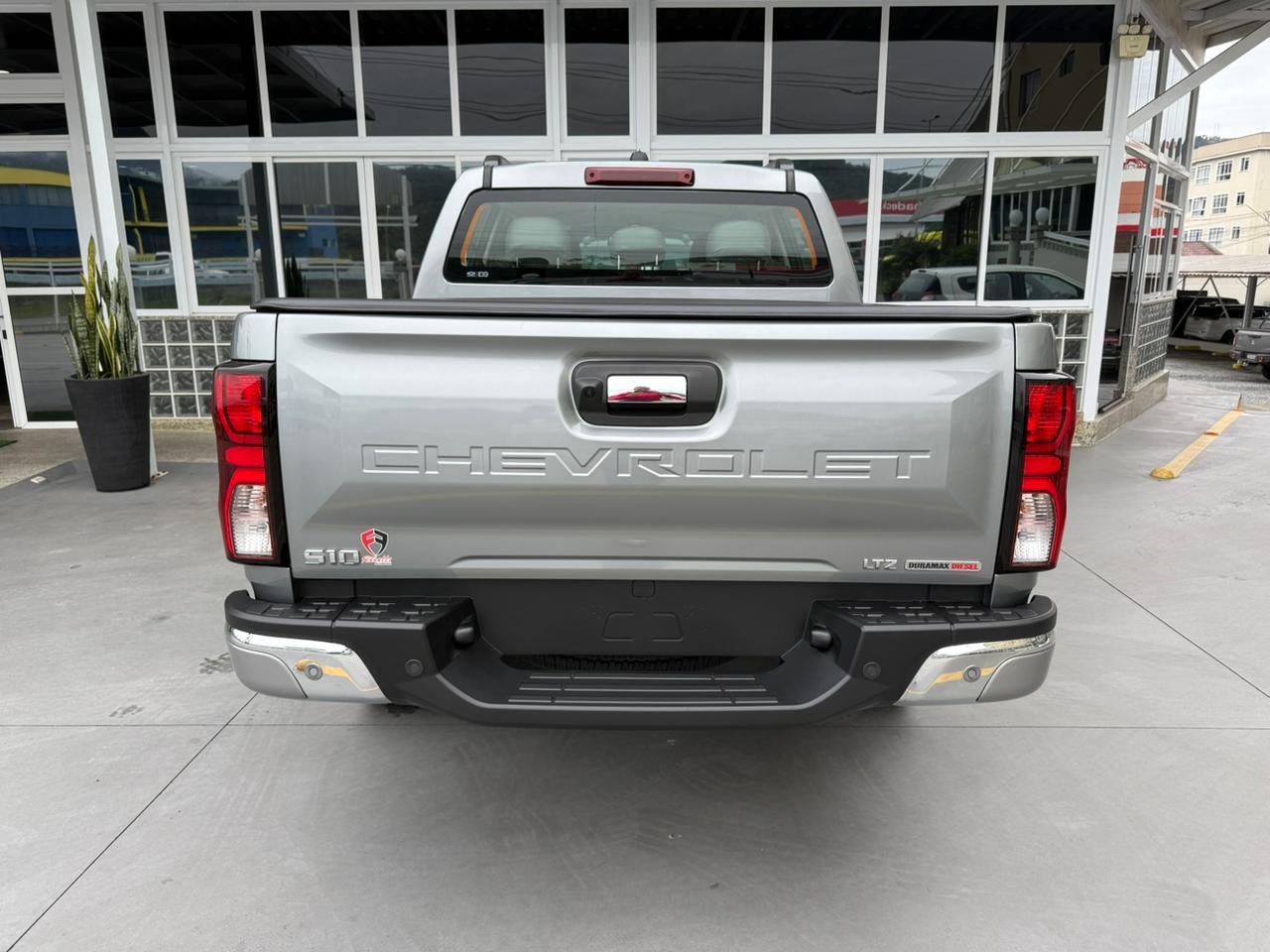 S10 2.8 16V LTZ CABINE DUPLA TURBO DIESEL AUTOMÁTICO