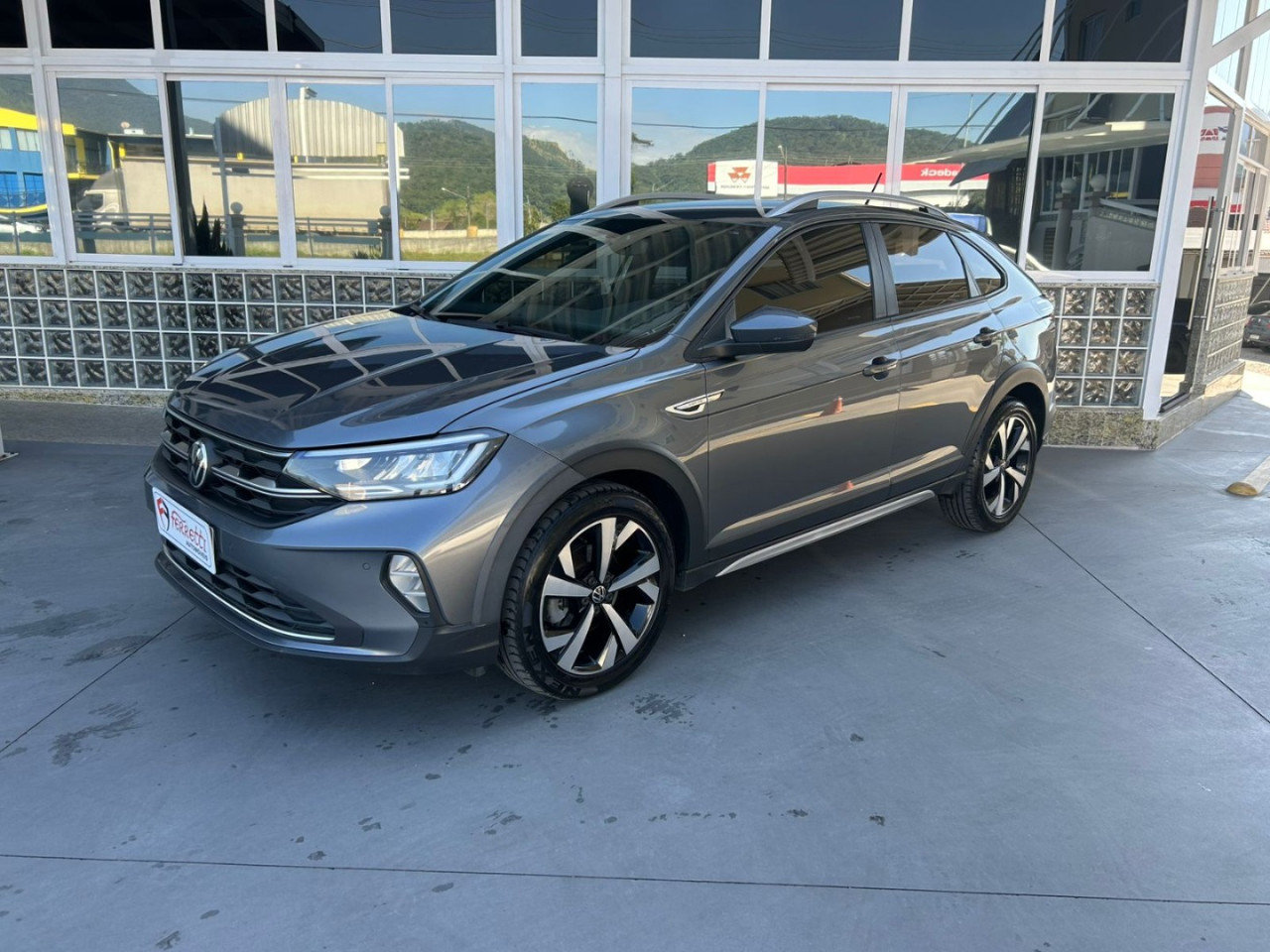 Nivus 1.0 4P FLEX 200 TSI HIGHLINE TURBO AUTOMÁTICO