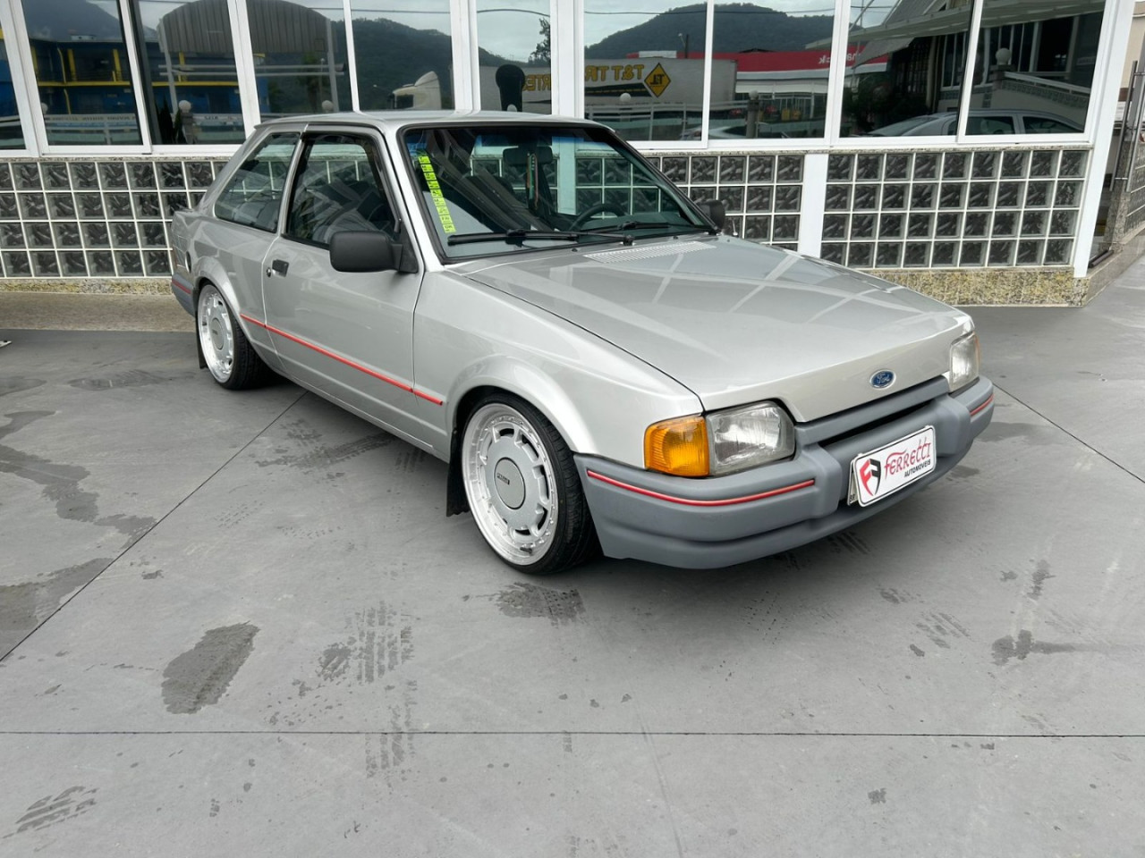 Escort 1.0 HOBBY