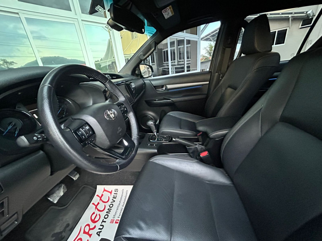 Hilux Caminhonete 2.8 16V SRX CONQUEST 4X4 TURBO DIESEL CABINE DUPLA AUTOMÁTICO