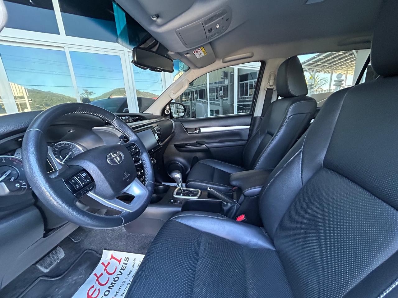 Hilux Caminhonete 2.8 16V SRX 4X4 DIESEL CABINE DUPLA AUTOMÁTICO