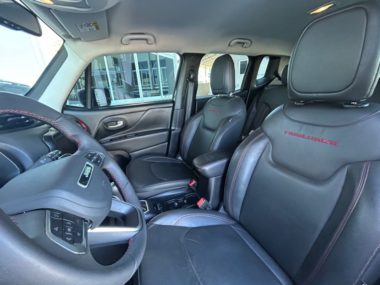 Renegade 1.3 16V 4P FLEX T270 TRAILHAWK 4X4 TURBO AUTOMÁTICO