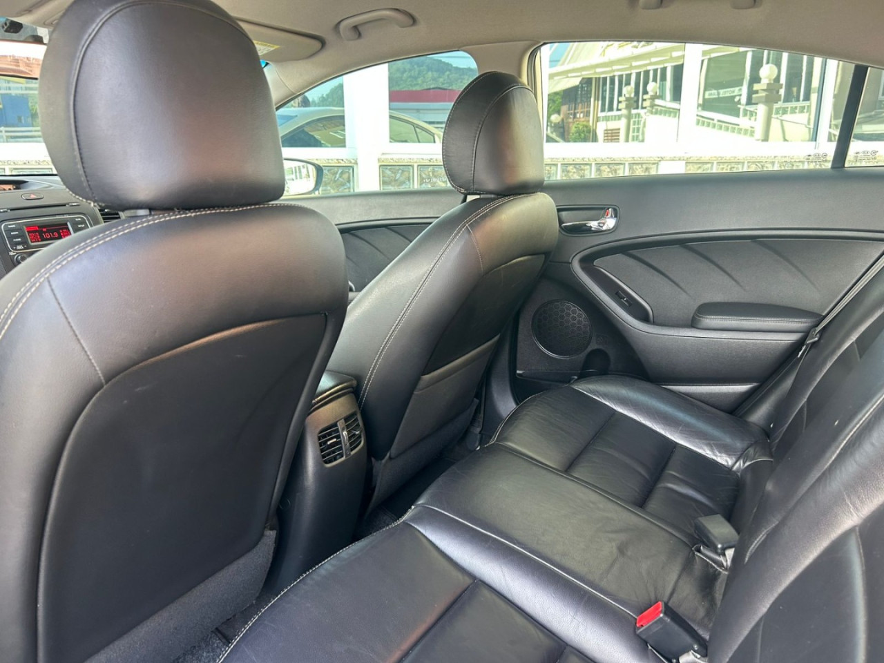 KIA Cerato Sedan 1.6 16V 4P SX3 AUTOMÁTICO