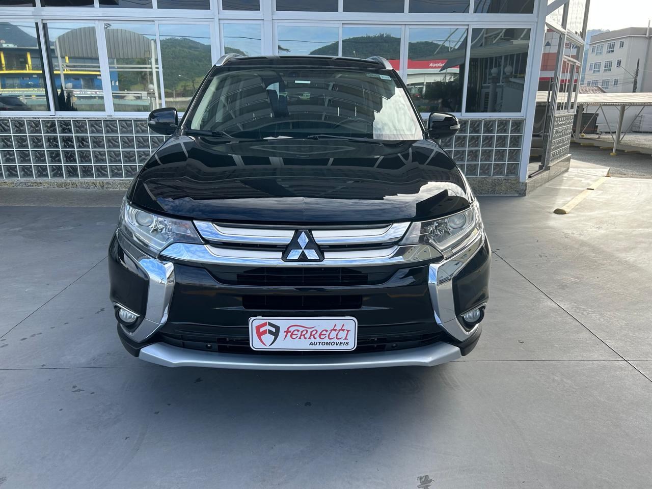 Outlander 2.2 16V 4P 4X4 DIESEL AUTOMÁTICO