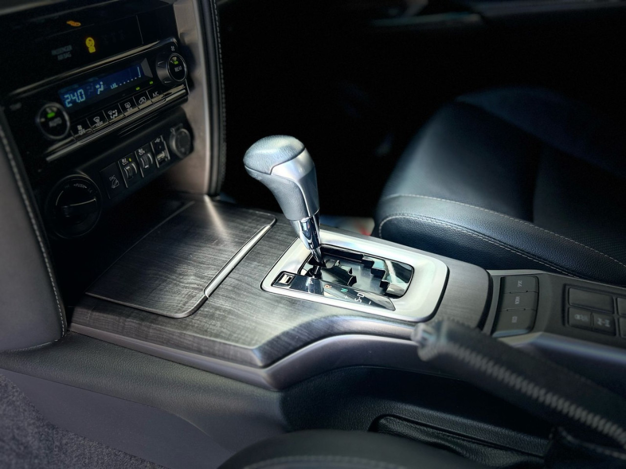 Hilux SW4 2.8 4P SRX 4X4 TURBO DIESEL AUTOMÁTICO