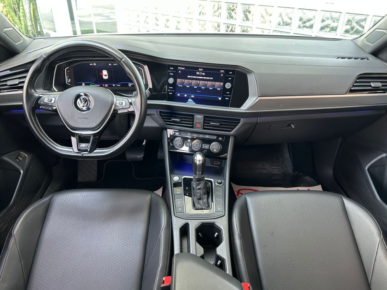 VOLKSWAGEN Jetta 1.4 4P 250 TSI R-LINE AUTOMÁTICO