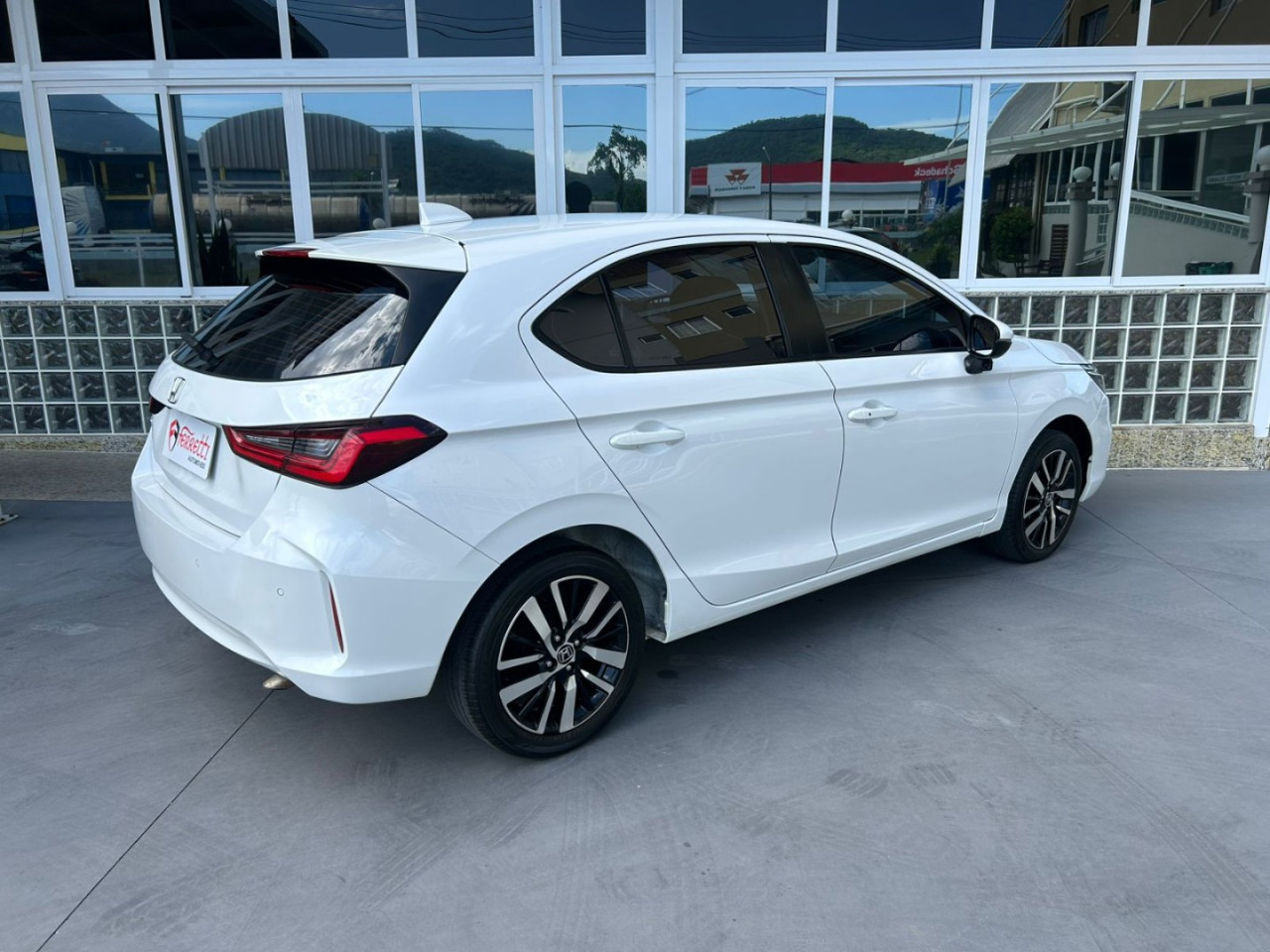 HONDA City Hatch 1.5 16V 4P FLEX TOURING AUTOMÁTICO CVT