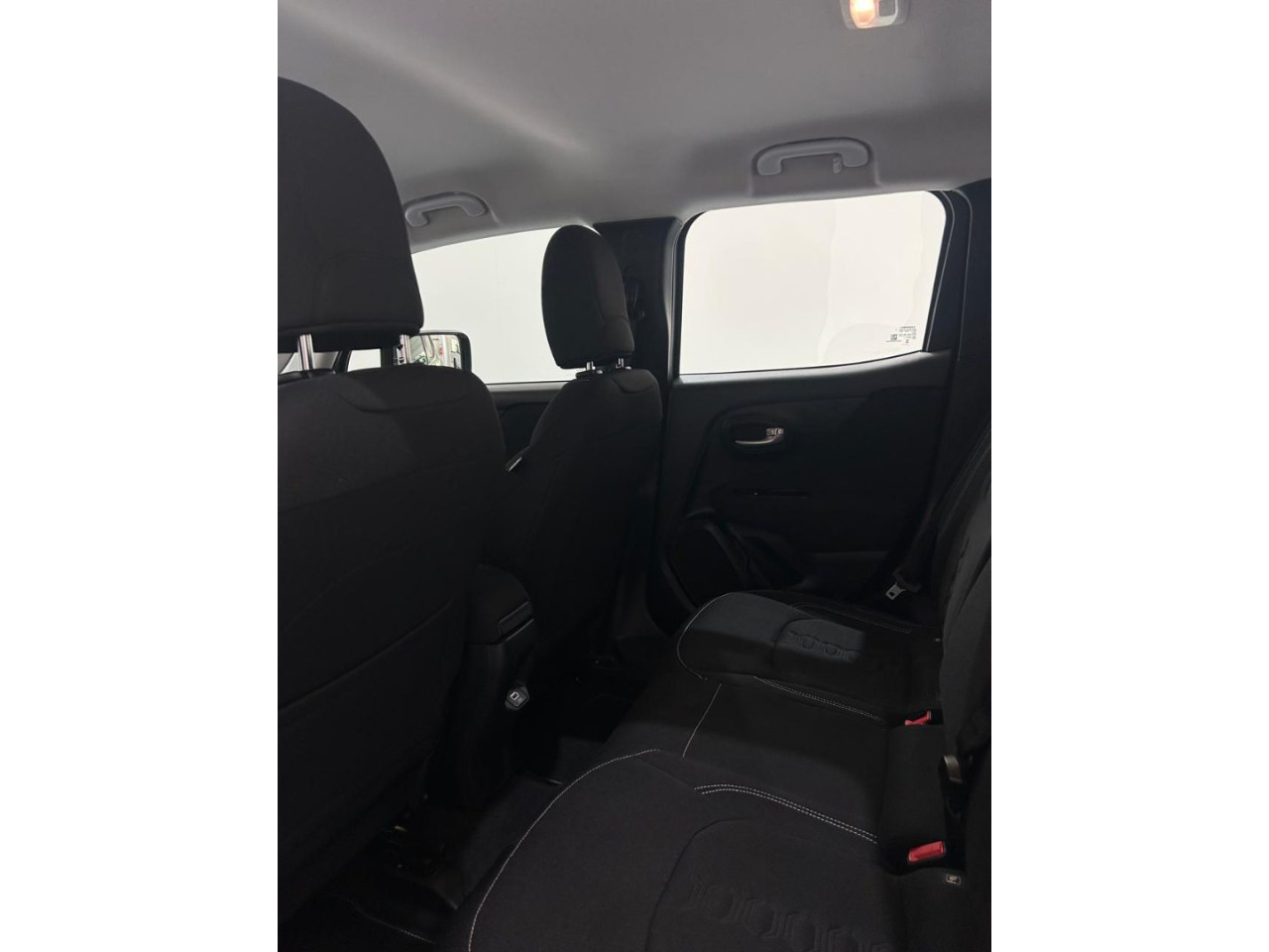 JEEP Renegade 1.3 16V 4P FLEX T270 SPORT TURBO AUTOMÁTICO