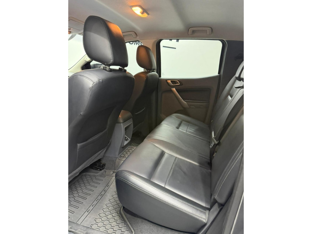 FORD Ranger 3.2 20V XLT 4X4 CABINE DUPLA TURBO DIESEL AUTOMÁTICO