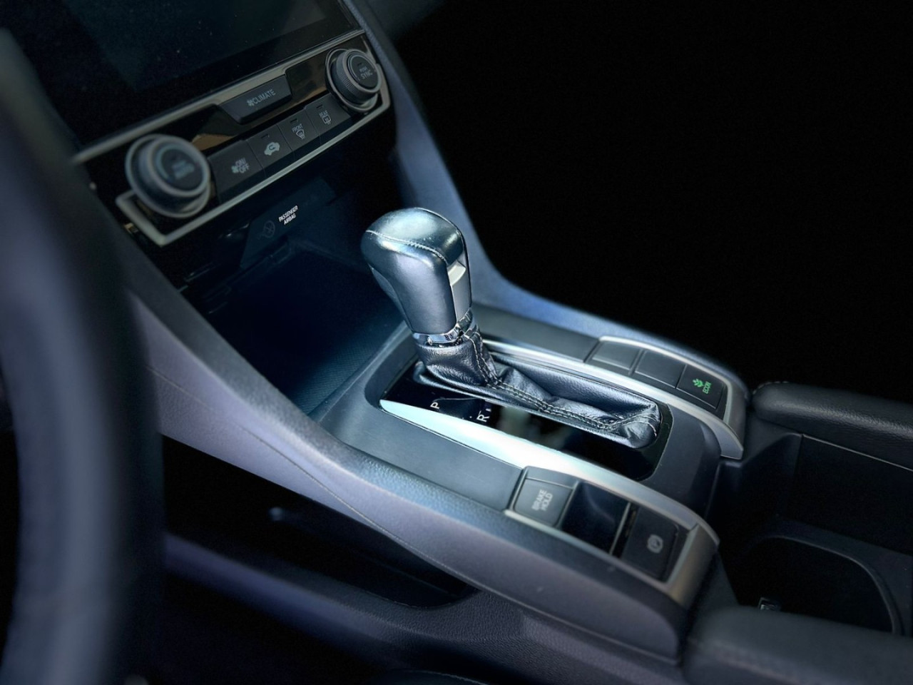 HONDA Civic 2.0 16V 4P EXL FLEX  AUTOMÁTICO CVT