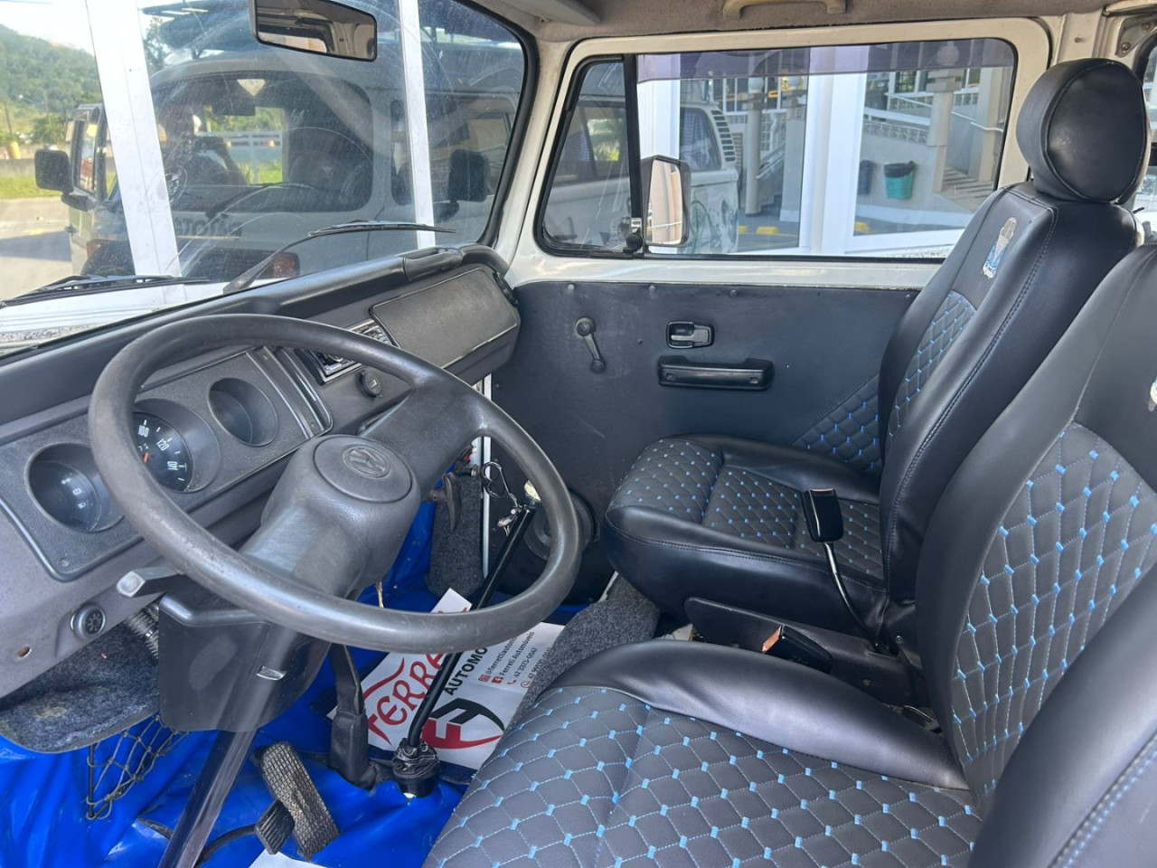 VOLKSWAGEN Kombi 1.6 TRAILER