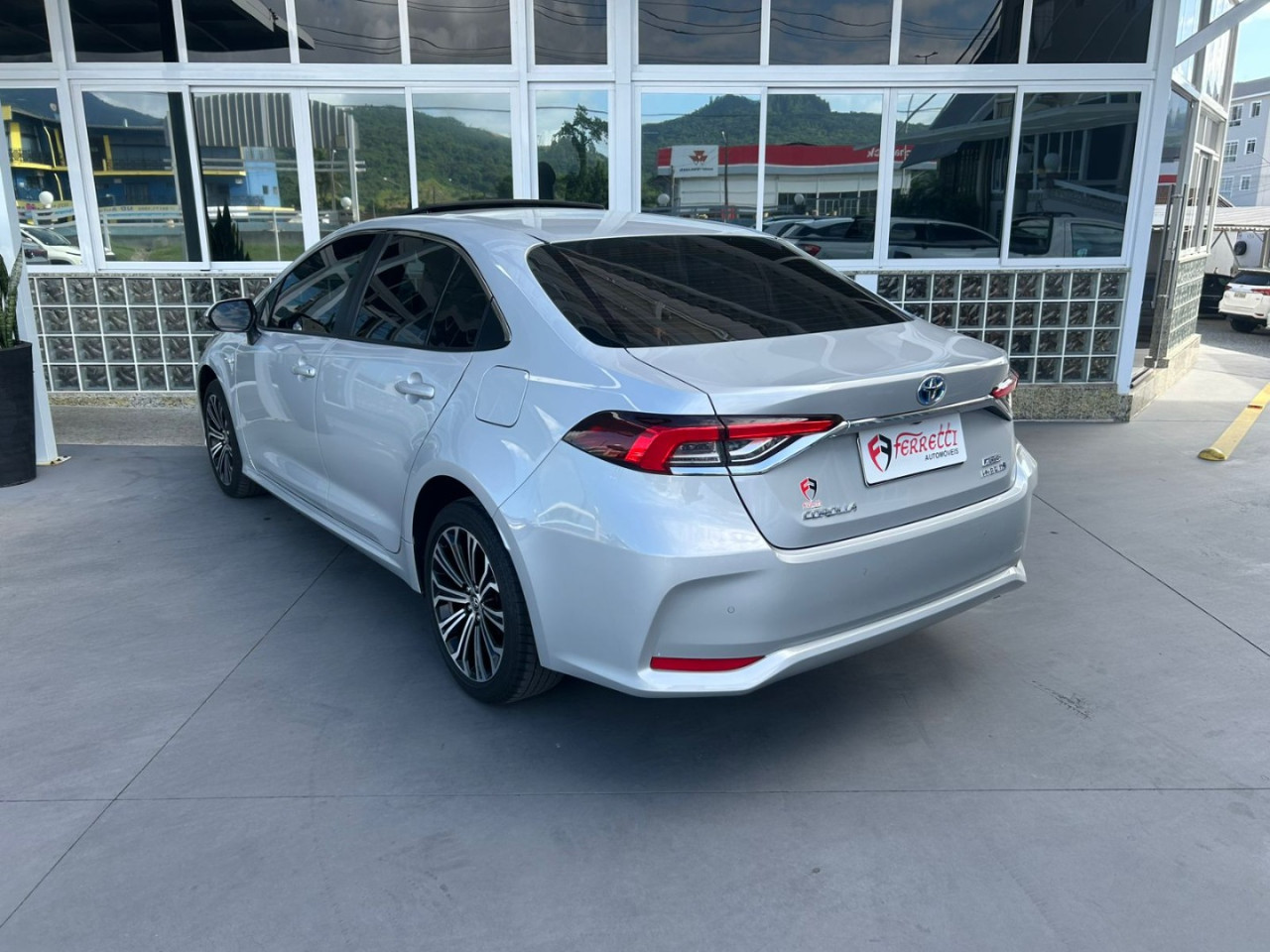 TOYOTA Corolla 1.8 16V 4P FLEX HÍBRIDO ALTIS A PREMIUM AUTOMÁTICO CVT