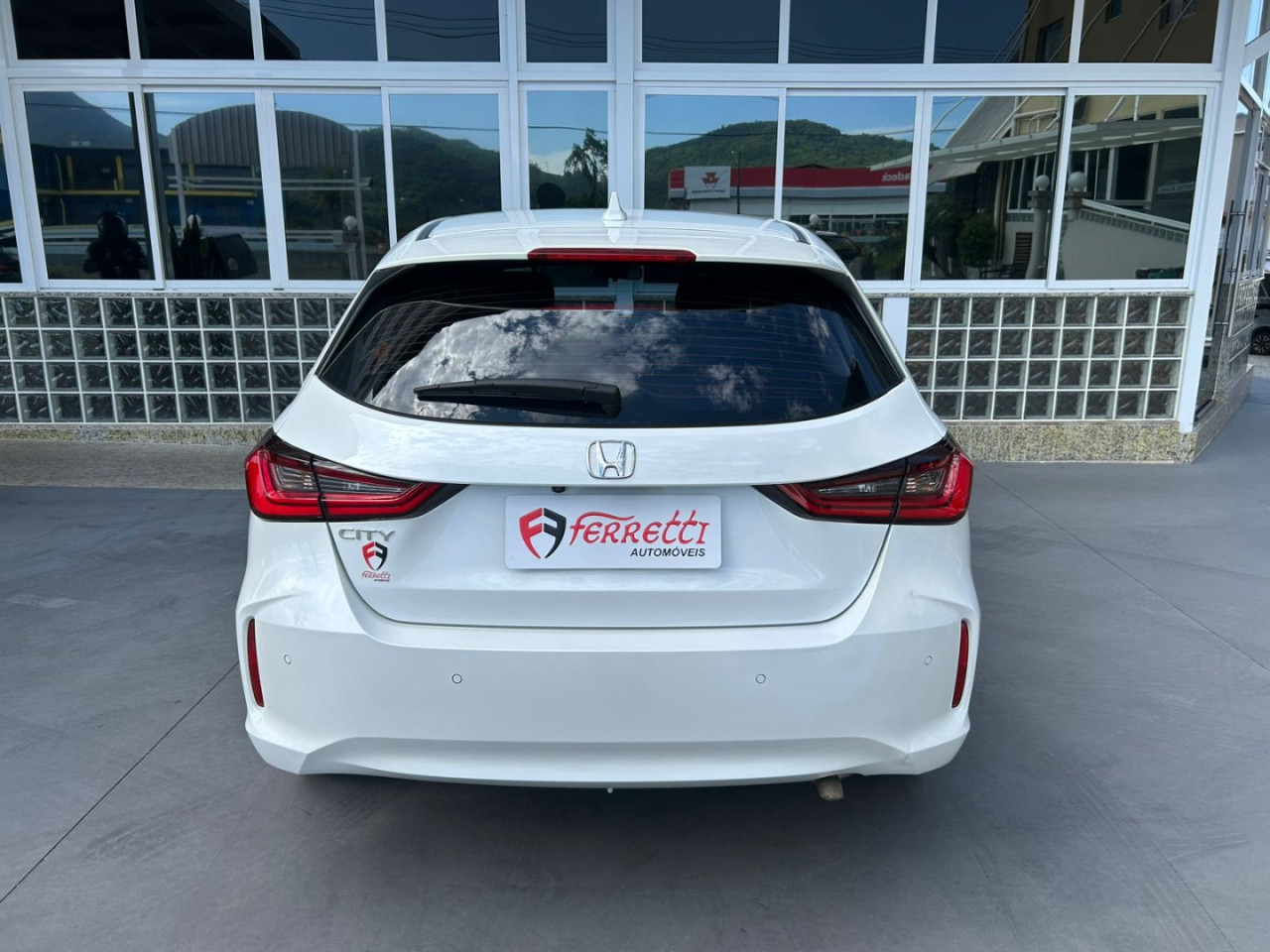 HONDA City Hatch 1.5 16V 4P FLEX TOURING AUTOMÁTICO CVT