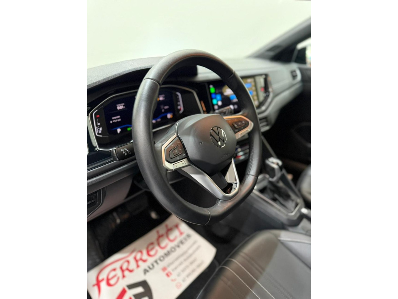 VOLKSWAGEN Nivus 1.0 4P FLEX 200 TSI HIGHLINE TURBO AUTOMÁTICO