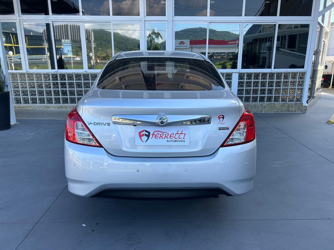 NISSAN Versa Sedan 1.6 16V 4P FLEXSTART V-DRIVE SPECIAL EDITION XTRONIC AUTOMÁTICO CVT
