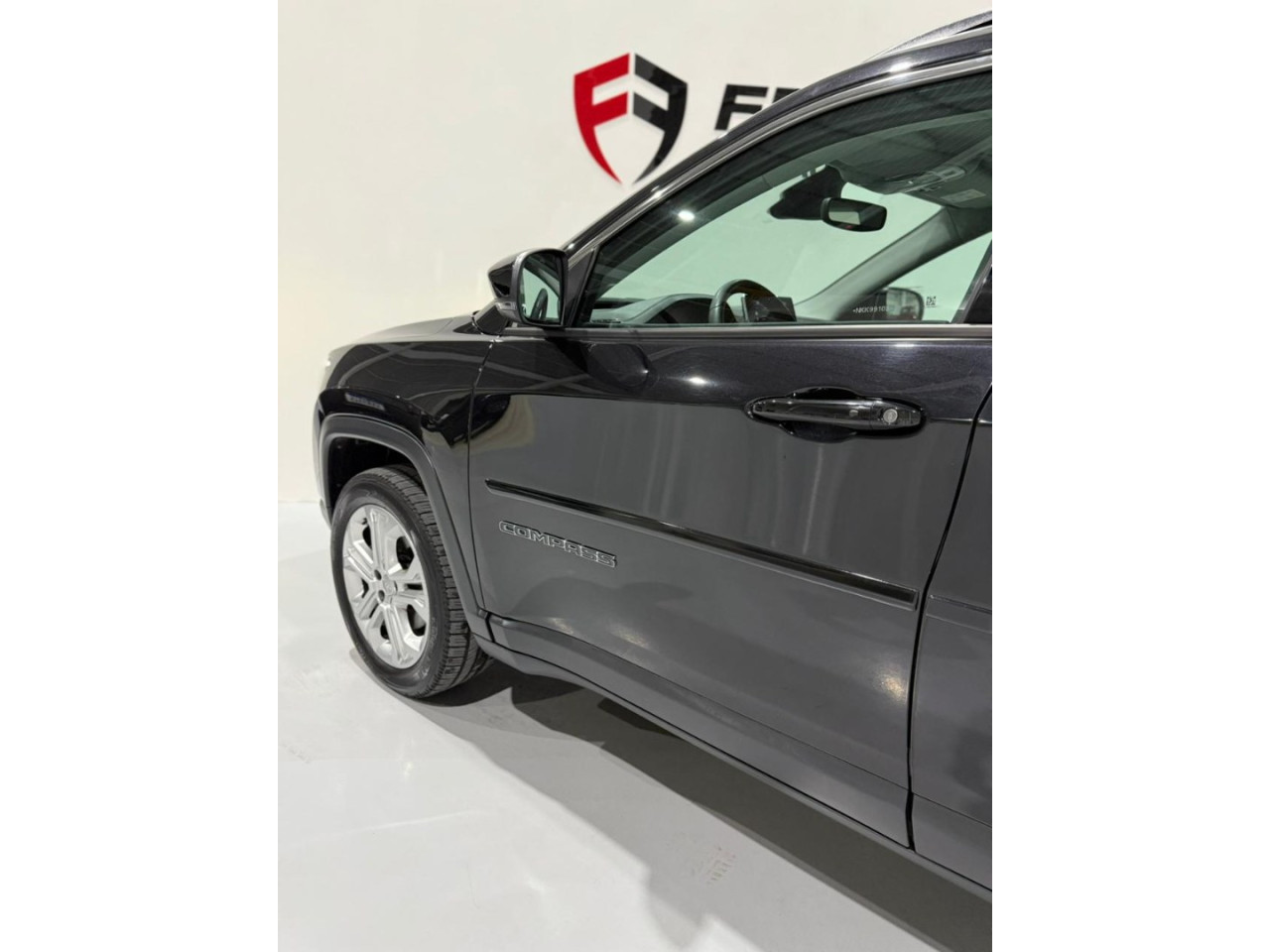 JEEP Compass 2.0 16V 4P 350 LONGITUDE 4X4 TURBO DIESEL AUTOMÁTICO