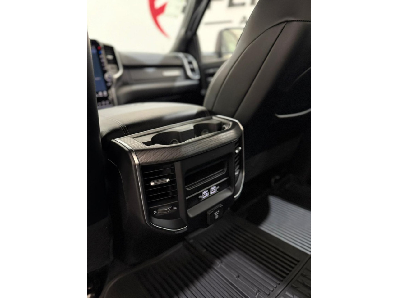 RAM 2500 6.7 I6 24V SLT CABINE DUPLA TURBO DIESEL NIGHT EDITION 4X4 AUTOMÁTICO