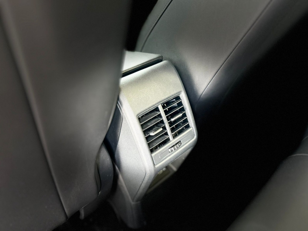 VOLKSWAGEN Nivus 1.0 4P FLEX 200 TSI HIGHLINE TURBO AUTOMÁTICO